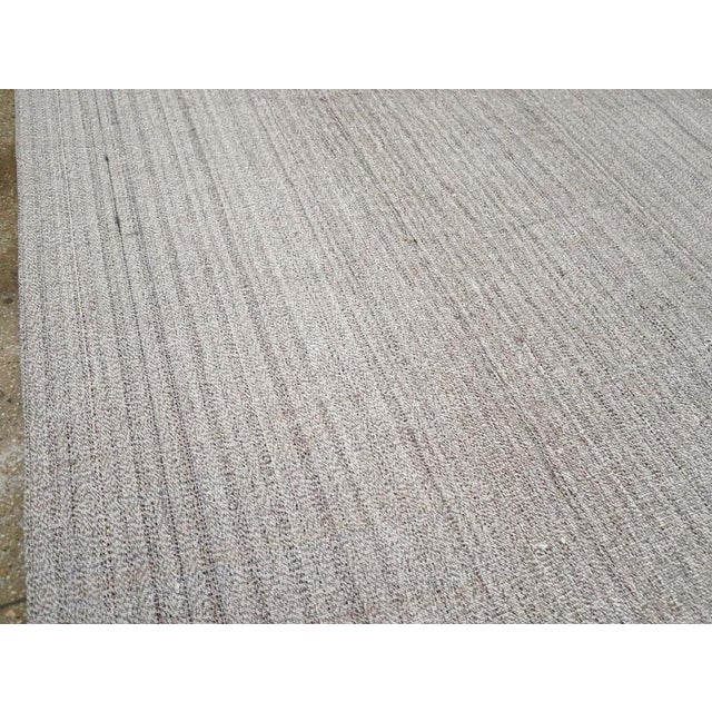 Rustic Galerie Shabab Collection Mid-20th Century Turkish Flatweave Kilim Carpet For Sale - Image 3 of 8