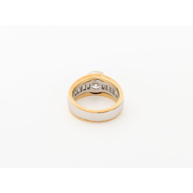 Vintage Platinum, 18k Gold, and Diamond Ring For Sale In New York - Image 6 of 8