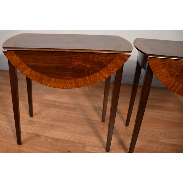 1930s Pair of English Regency Mahogany Banded Satinwood Pembroke Side Tables / End Tables For Sale - Image 9 of 16
