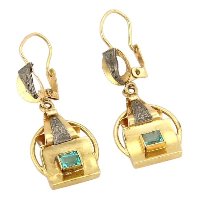 Mid 20th Century Emerald 18k Yellow Gold Drop Dangle Earrings Bezel Set Gemstone For Sale