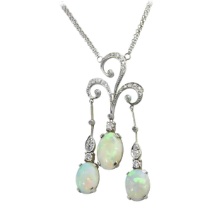 Early 20th Century Opal Diamond Gold Negligee Necklace