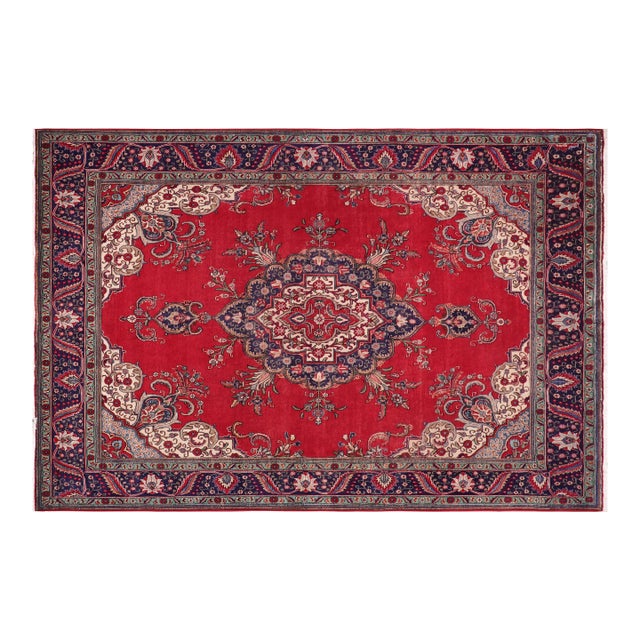 1960s 9'10" X 12'7" Hand-Knotted Wool Area Rug - Traditional Medallion Style For Sale