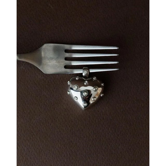 Vintage Pendant Heart in Plastic & Sterling Silver For Sale - Image 4 of 12