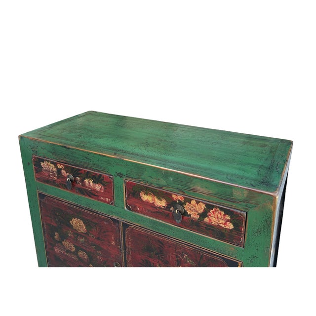 1970s Vintage Distressed Rich Green Red Floral Graphic Credenza Sideboard Cabinet For Sale - Image 5 of 9