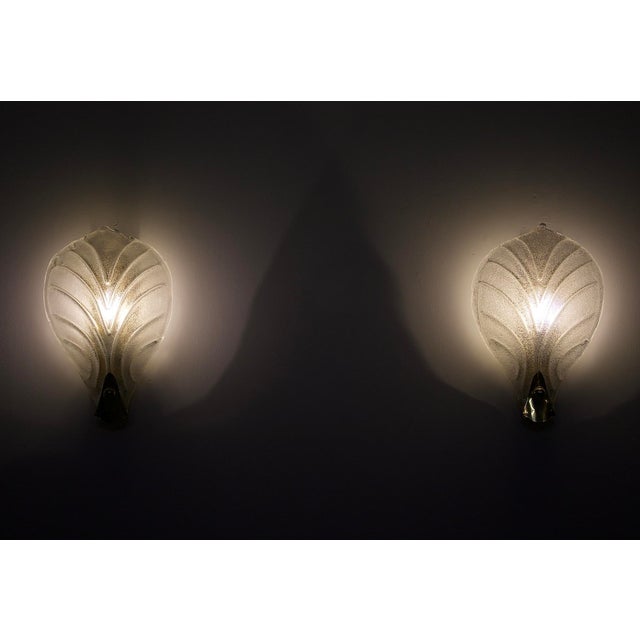 Hollywood Regency Murano Glass Leaf Wall Sconces, Italy, 1970s, Set of 2 For Sale - Image 3 of 9