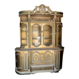 Late 20th Century Italian Rococo Revival Hand-Painted Display Cabinet For Sale