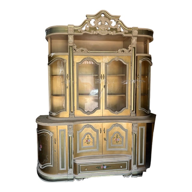 Late 20th Century Italian Rococo Revival Hand-Painted Display Cabinet For Sale