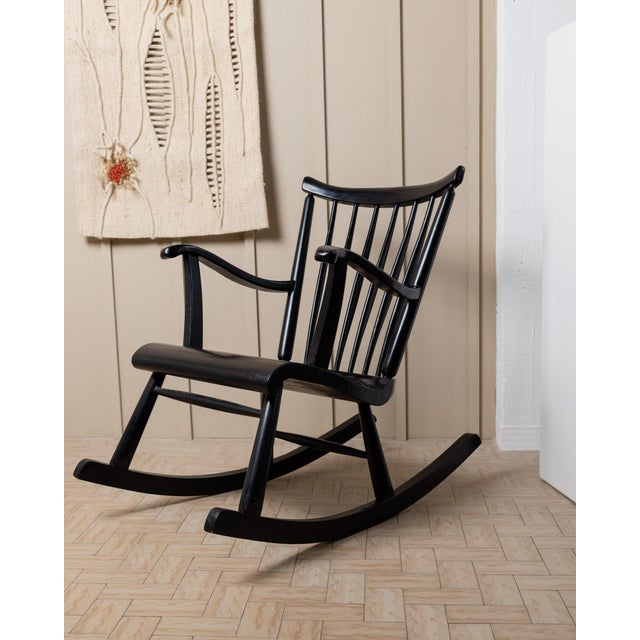 Vintage Scandinavian Rocking Chair by Ilmari Lappalainen, Ilmari Lappalainen for Asko, 1960s For Sale - Image 4 of 11