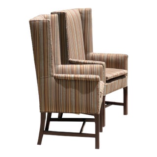 Late 20th Century Pair of Handmade Deleware Host Chairs by Hickory Chair For Sale