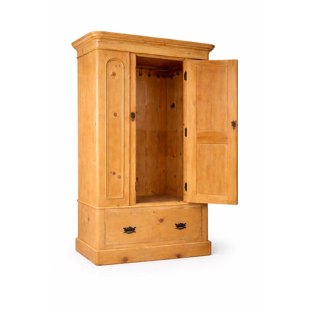 Victorian Pine Hall Cupboard or Wardrobe with Mirror, 1900s For Sale - Image 4 of 8