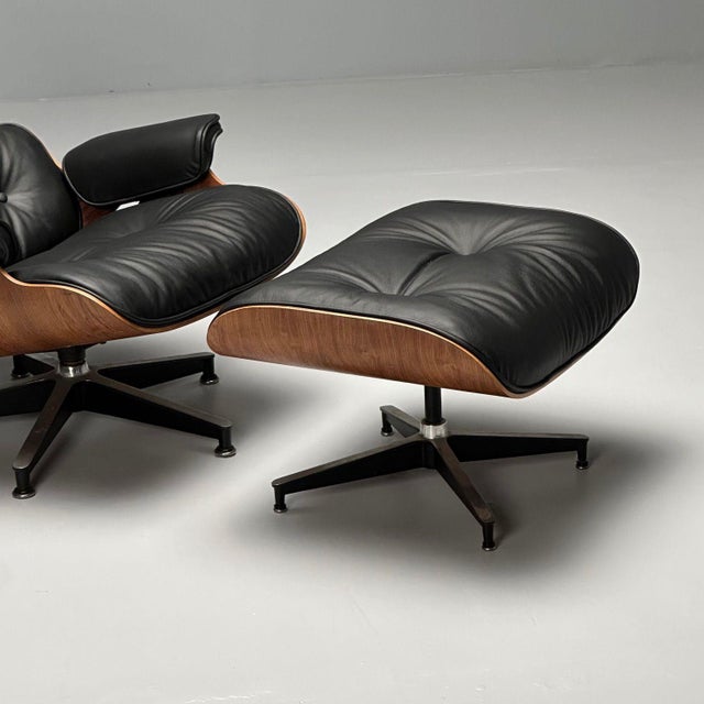 Charles & Ray Eames, Mid-Century Modern, Eames Lounge Chair, Black Leather, Wood For Sale - Image 4 of 10