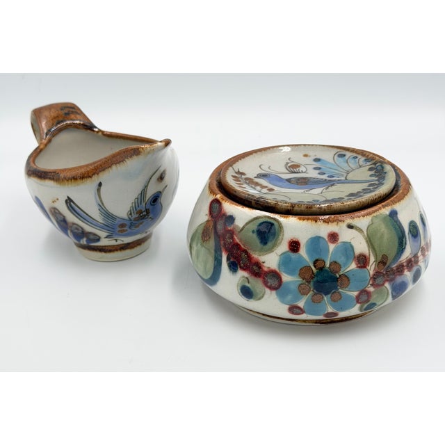 1960s Ken Edwards El Palomar Folk Art Tonala Pottery 2pc Set Covered Sugar Bowl and Creamer For Sale In Palm Springs - Image 6 of 11