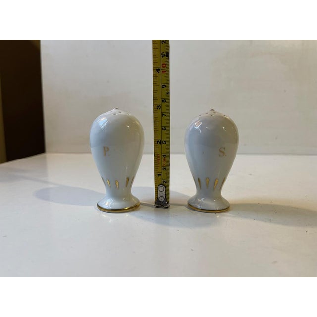 Errant Salt and Pepper Shakers in Porcelain from Bing & Grondahl, 1950s, Set of 2 For Sale - Image 6 of 8