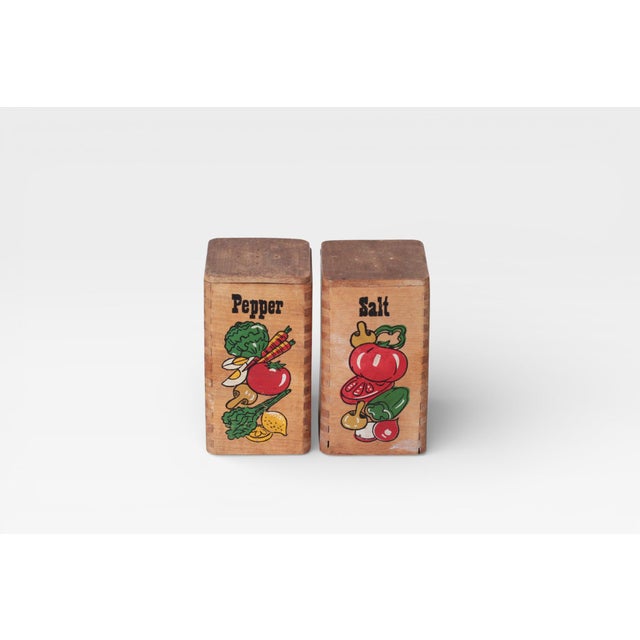 Rustic Mid-Century Wooden Salt & Pepper Shakers With Painted Vegetable Motifs For Sale - Image 3 of 10