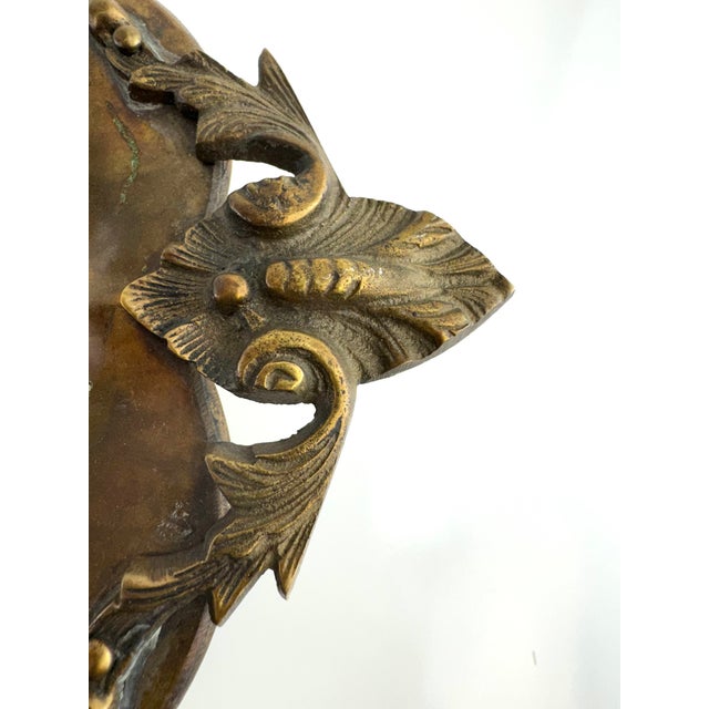 Metal Vintage Hammered Brass Footed Bowl With Claw Feet & Handles – Hollywood Regency Centerpiece For Sale - Image 7 of 8