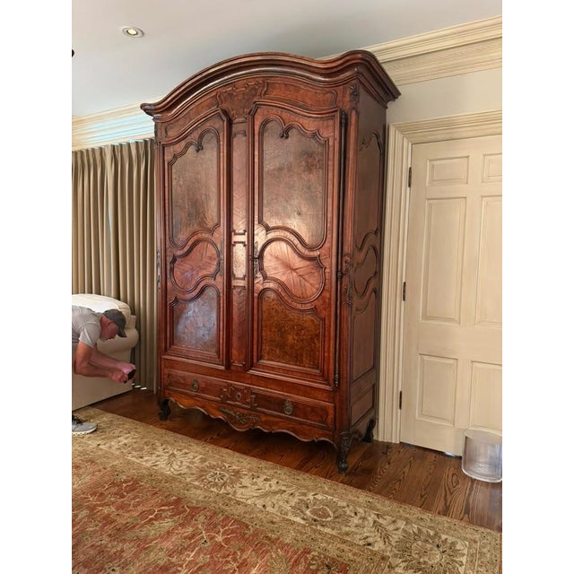 18th Century French Louis XV Walnut Armoire With Burr Elm, Chevron Inlay, Circa 1770 For Sale - Image 13 of 17