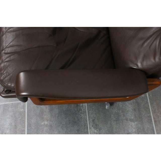 King Chair in Brown Leather by André Vandenbeuck for Strässle, 1960s For Sale - Image 17 of 18