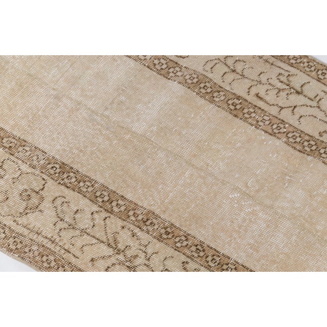 Mid 20th Century Anatolian Beige Bohemian Runner For Sale - Image 6 of 10