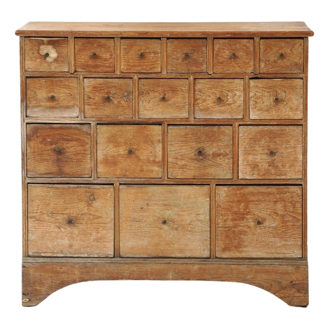 18th Century New England Apothecary Chest For Sale