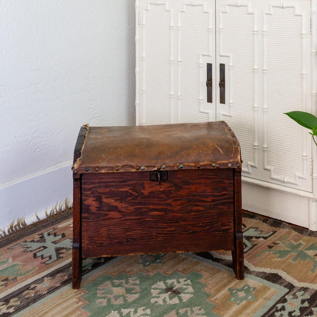 19th Century Wood and Waxed Canvas Shoe Shine Stool With Storage For Sale - Image 14 of 16