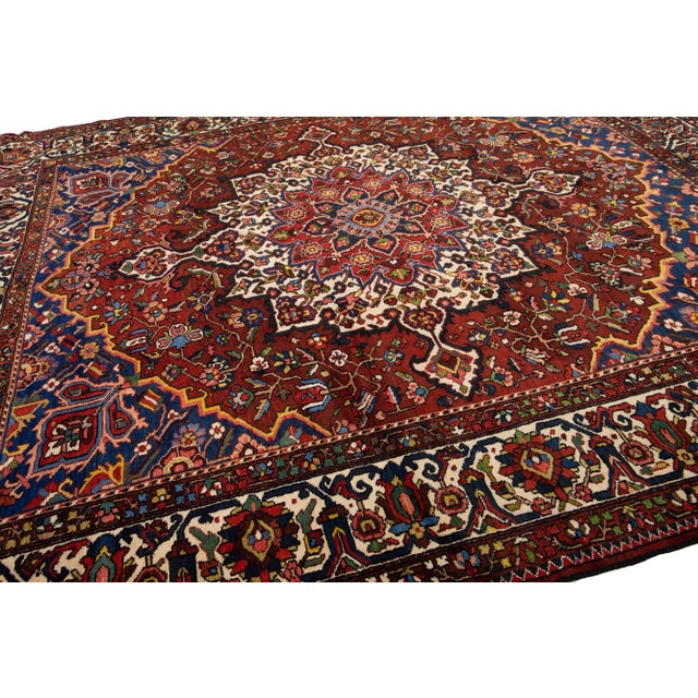 Antique Designed Persian Bakhtiari Wool Rug With Multicolor Motif For Sale In New York - Image 6 of 8