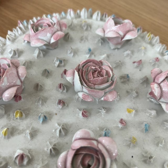 Vintage Italian Hand Painted for Neiman Marcus Ceramic Cake Box For Sale In New York - Image 6 of 7