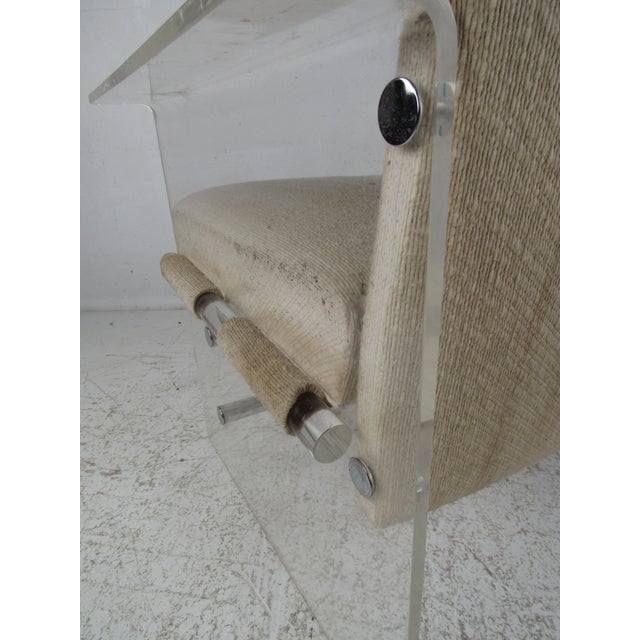 1960s Pair of Mid-Century Modern Lucite Pace Style Lounge Chairs - 2 Pieces For Sale - Image 9 of 12