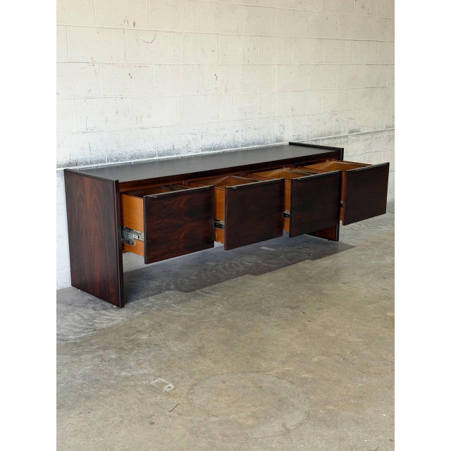Mid-Century Modern Long Rosewood Sideboard Credenza With 4 Pull-Out Drawers Danish Mid-Century Modern 1970s For Sale - Image 3 of 10