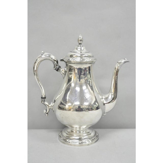 Vintage Rogers Bros. "Remembrance" Silver Plated Victorian Coffee Pot Teapot. Circa Mid 20th Century. Measurements: 11" H...