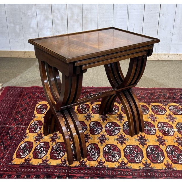 Wood English Mahogany Nesting Tables, 1950s, Set of 3 For Sale - Image 7 of 15