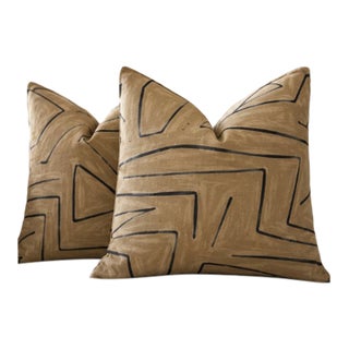 Kelly Wearstler for Lee Jofa Modern Graffito Java Pillows – A 22" Pair For Sale