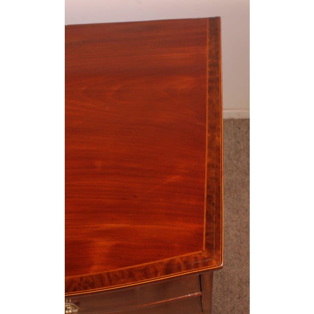 Bombé Chest of Drawers in Mahogany, 1800s For Sale - Image 13 of 14