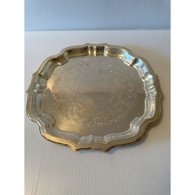 Traditional Vintage Silverplate Tray by Oneida With Scalloped Edges For Sale - Image 3 of 4