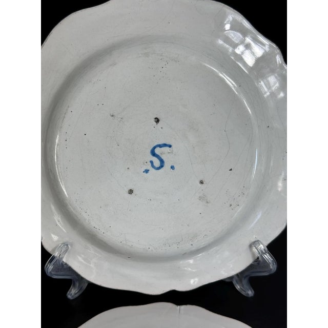 Italian Faience Piatto Uccellino Plates, 1800s, Set of 4 For Sale - Image 9 of 10