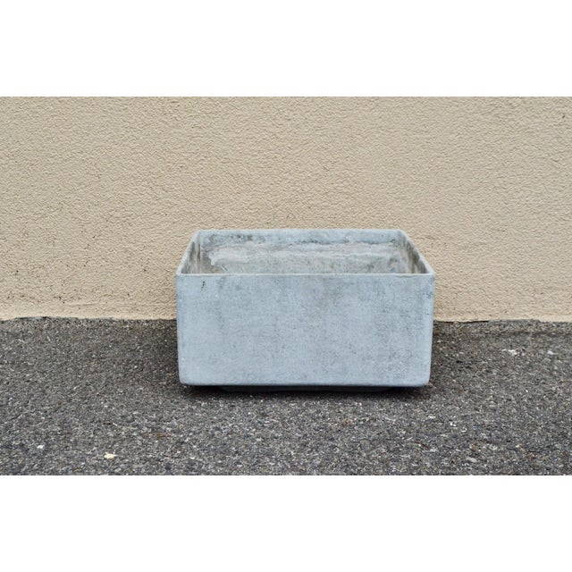 Here are four fiber cement planters that tell the story of post-war Swiss design in their own way. Designed in the clean,...