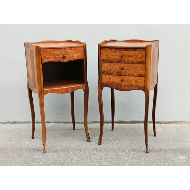 Late 19th Century Pair of French Louis XV Style Rosewood Side Tables Nightstands by Haentges Freres For Sale - Image 15 of 15