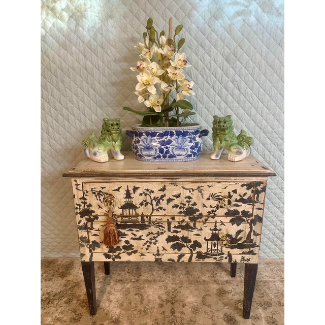 Baker Furniture Company Vintage Baker Furniture Hand Painted Chinoiserie Cabinet For Sale - Image 4 of 12