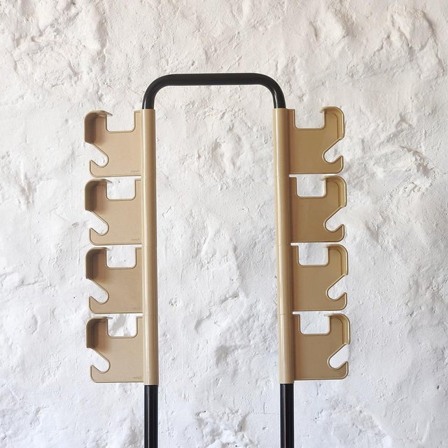 Mid-Century Modern Vintage Freestanding Coat Rack by Jean Pierre Vitrac for Manade, 1980s For Sale - Image 3 of 15