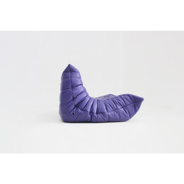 1990s Vintage Purple Leather Togo 2-Seater Sofa from Ligne Roset, 1990s For Sale - Image 5 of 10