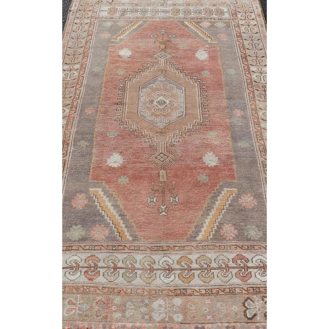 Mid 20th Century Vintage Turkish Oushak Rug With Terracotta Field and Geometric Medallion 4'9 X 9'0 For Sale - Image 5 of 11