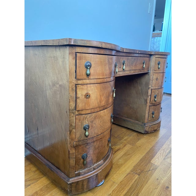 Victorian Antique Victoria English Kidney-Shaped Pedestal Desk For Sale - Image 3 of 17