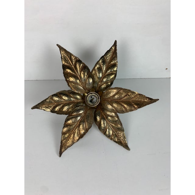 1970s Florentine Brass Floral Wall Sconce by Willy Daro for Massive Lighting, 1970s For Sale - Image 5 of 6