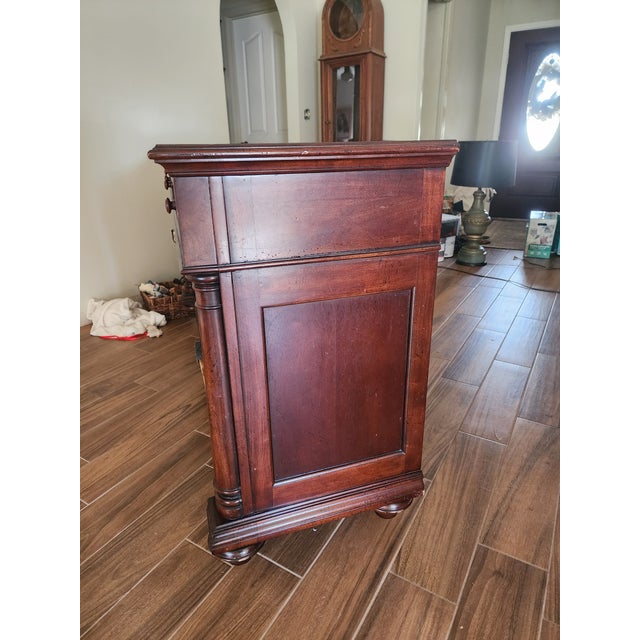 Traditional Thomasville Fredericksberg Media Cabinet Console For Sale - Image 3 of 5
