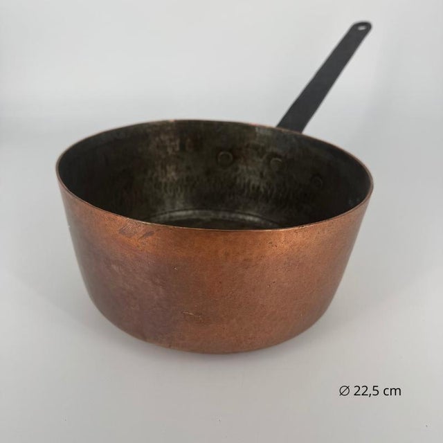 Vintage French Copper Saucepans, 1960s, Set of 5 For Sale - Image 11 of 18
