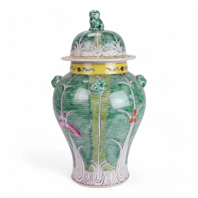 Chinoiserie Hand-Painted Bok Choy Cabbage Pattern Porcelain Ginger Jar With Foo Dog Lid For Sale - Image 3 of 5