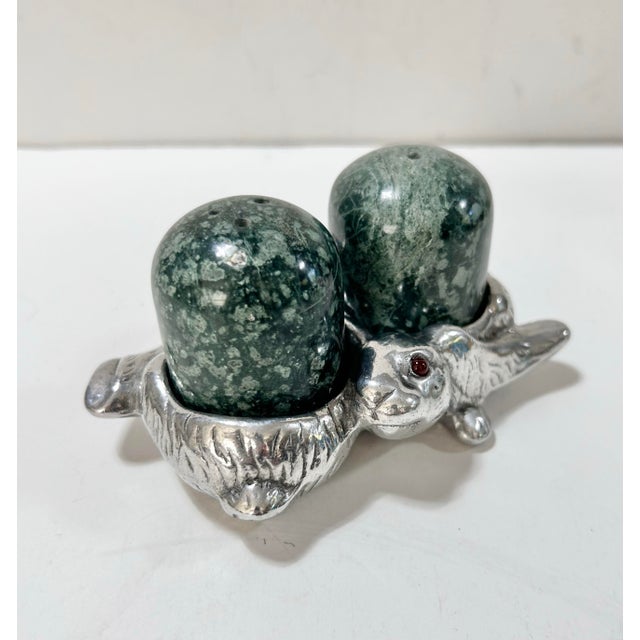 Arthur Court Vintage Rabbit Salt & Pepper Shakers With Green Marble – Arthur Court - 3pcs For Sale - Image 4 of 11