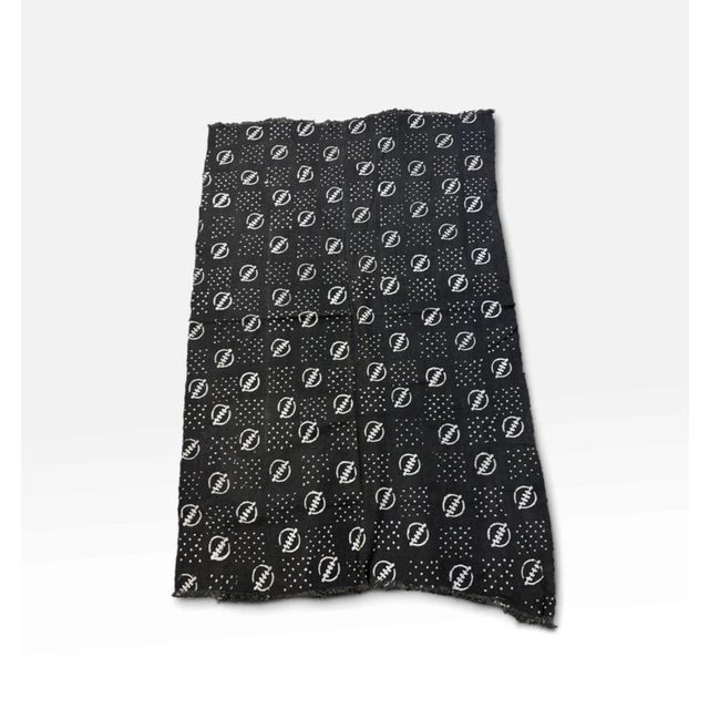 African Vintage African Black and White Mud Cloth Textile Mali 42" by 63" For Sale - Image 3 of 5