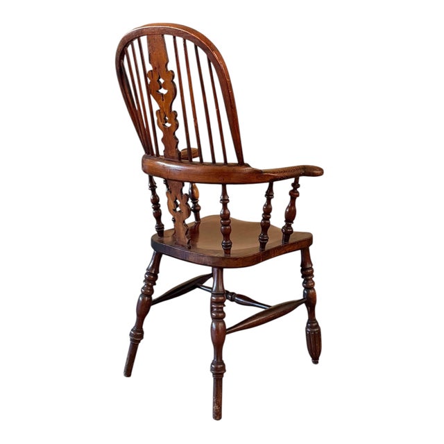 Early 19th Century English Windsor Chair in Elm and Ash For Sale - Image 4 of 12