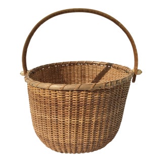 Authentic Nantucket Basket Dated 1994 For Sale