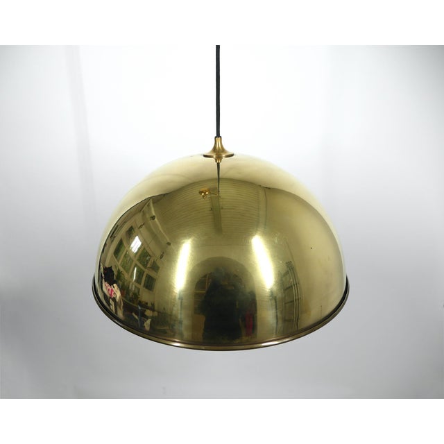 Height-Adjustable Pendant Light in Brass by Florian Schulz for Florian Schulz Gmbh, Germany, 1970s For Sale - Image 9 of 16